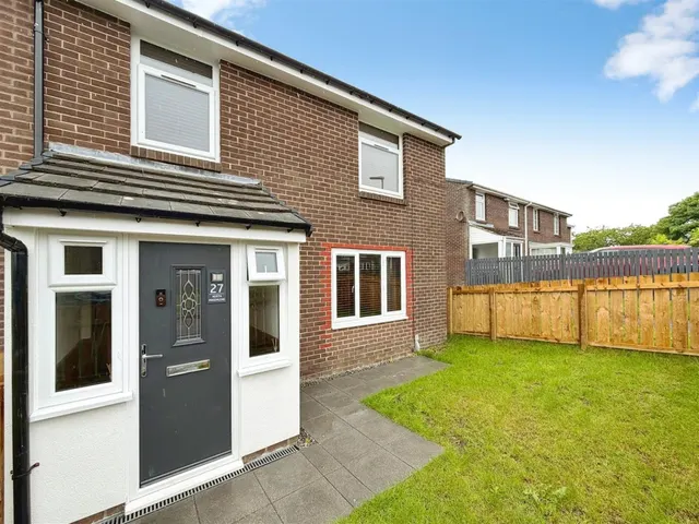 North Magdalene, Consett, DH8, photo 1