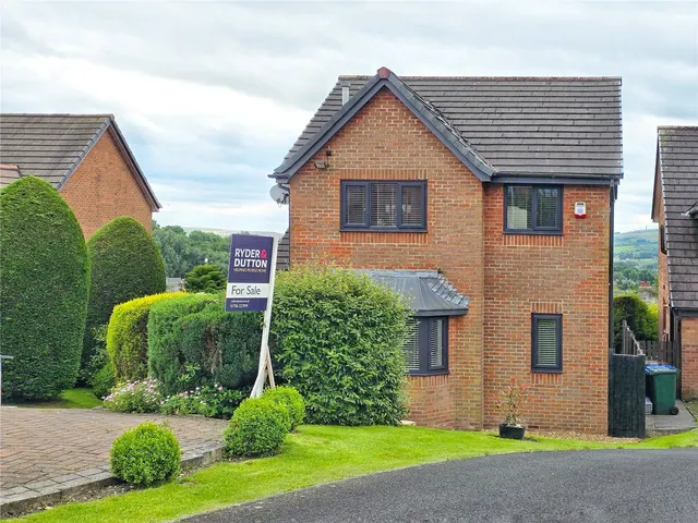 Kirkhill Avenue, Haslingden, BB4, photo 1