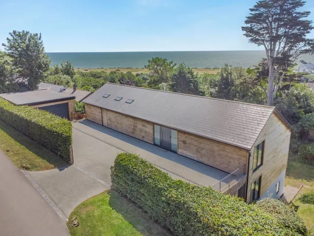 Photo 2 — Cliff Road, Hythe, Kent, CT21 5XE