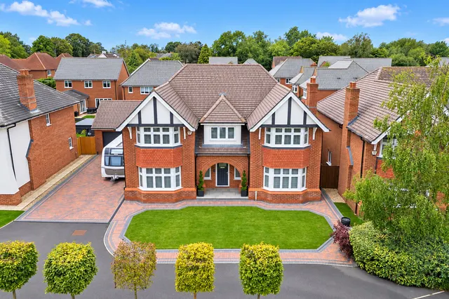 Glazebrook Lane, Widnes, WA8, photo 1