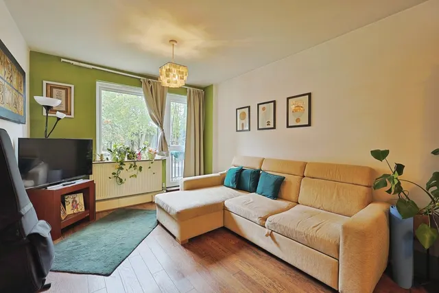 Sheepcote Lane, London, SW11, photo 1