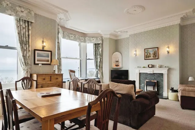 The Crescent, Filey, YO14, photo 3
