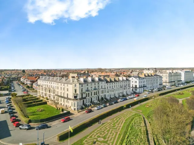 The Crescent, Filey, YO14, photo 1