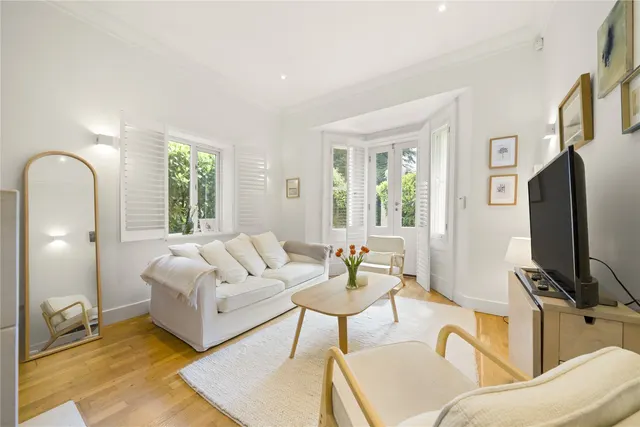 Cobham Park, Cobham, KT11, photo 3