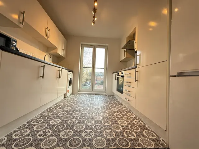 Alban Street, New Broughton, M7, photo 2