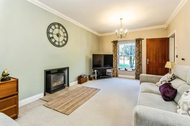 Oakfield, Hawkhurst, TN18, photo 3