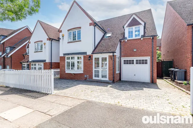 Middlepark Drive, Northfield, Birmingham, West Midlands, B31 2FL, photo 1