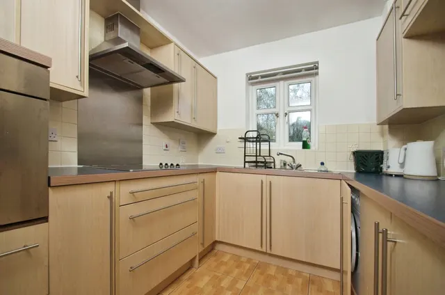 Woodruff Way, Cardiff, CF14, photo 2