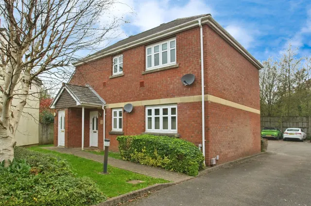 Woodruff Way, Cardiff, CF14, photo 1