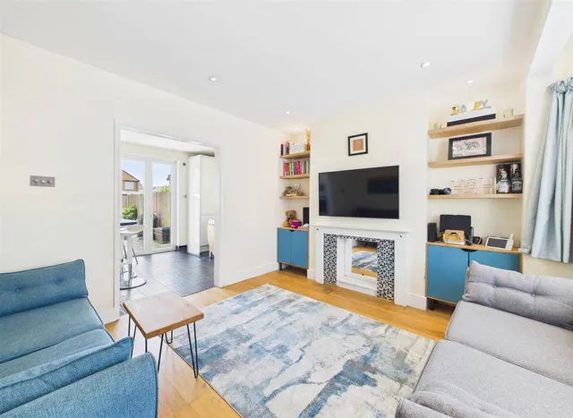 Photo 2 — Shaldon Drive, Ruislip, HA4 0UJ