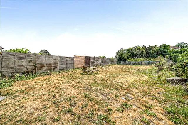 Photo 2 — Kent Road, Longfield, DA3