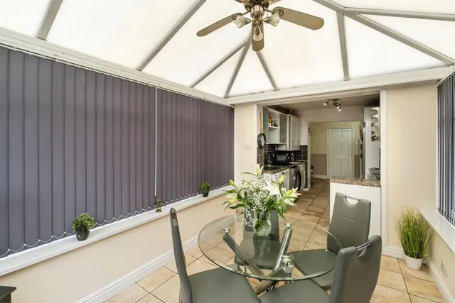 2 bedroom house, Heath Gardens, Wigan, WN2