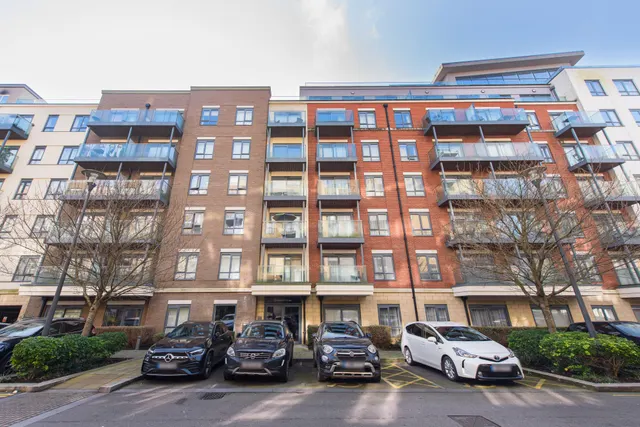 3 Emerald House, 2 Commander Avenue, London, photo 1