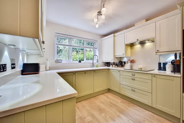 Hop Garden Crescent, Sittingbourne, ME9, photo 2