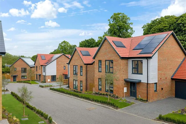 Hollymead Square, London Road, Newport, Saffron Walden, CB11 3PN, photo 1