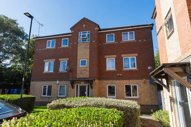 Broomspring Close, Sheffield, S3, photo 1