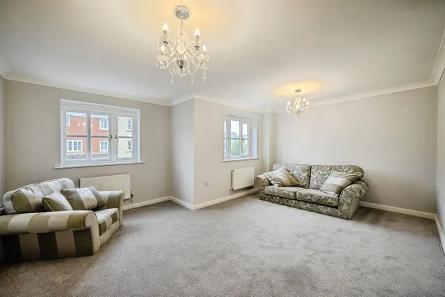 Lakeside Way, Ebbw Vale, NP23, photo 2