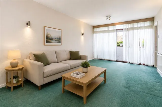 Photo 2 — Wickham Road, Croydon, CR0