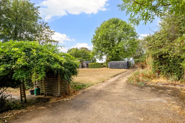 The Street, Bolney, RH17, photo 2