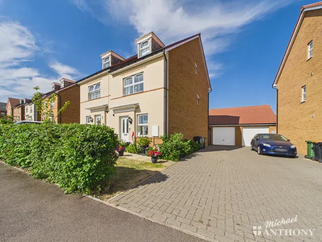 Briggington Way, Leighton Buzzard, LU7 3GQ, photo 1