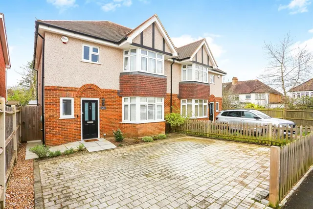 Farm Way, Worcester Park, KT4 8RZ, photo 1