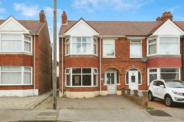 Albemarle Avenue, Gosport, photo 1