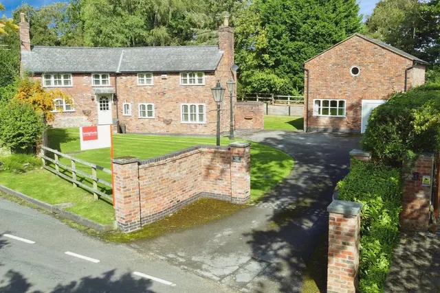 Oak Road, Mottram St. Andrew, Macclesfield, SK10, photo 1