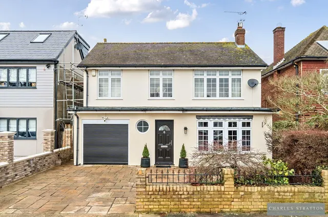 Brook Road, Romford, Essex, RM2 5QT, photo 1