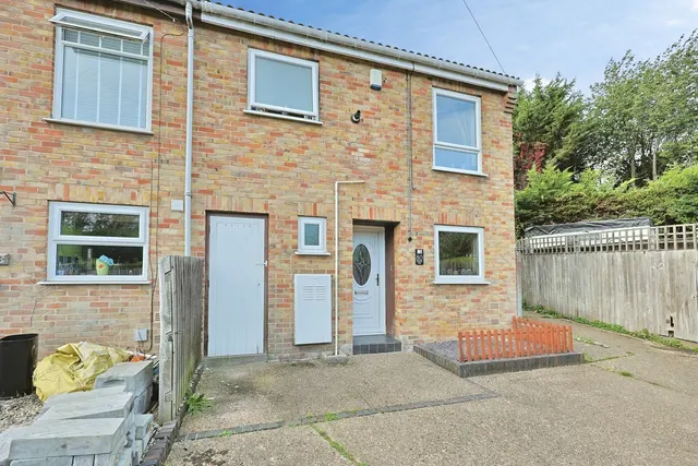 Lusher Rise, Norwich, NR6, photo 1