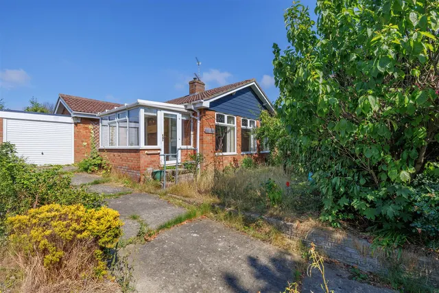 Ellough Road, Beccles, NR34, photo 1