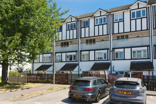 Scribbans Close, Smethwick, B66, photo 1