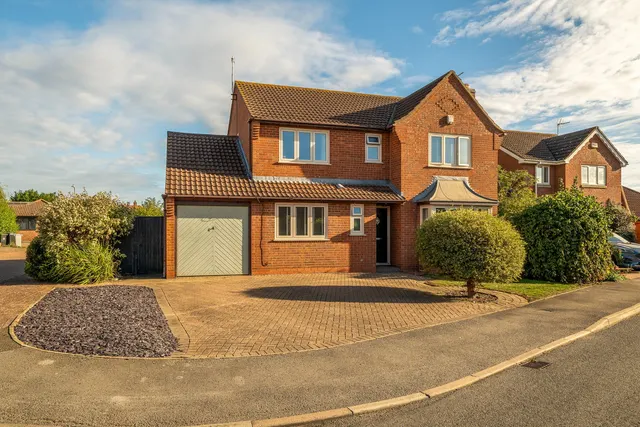 Moore Close, Claypole, photo 1