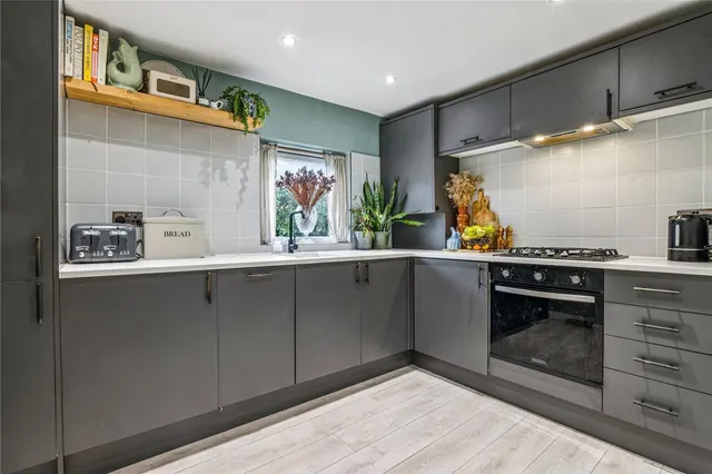 Harbut Road, London, SW11, photo 2