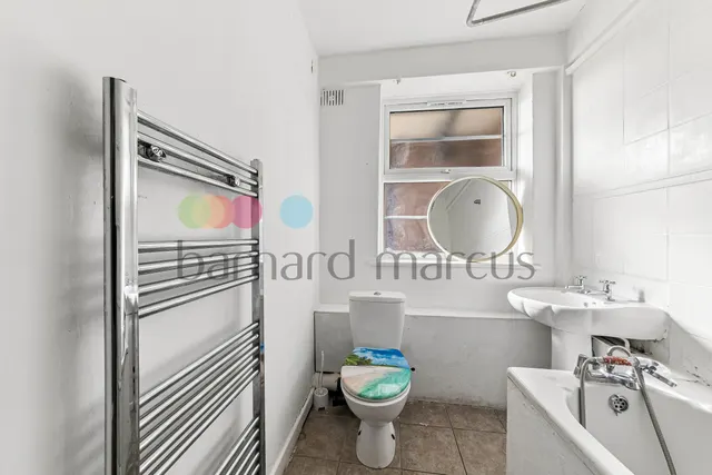 London Road, THORNTON HEATH, photo 1