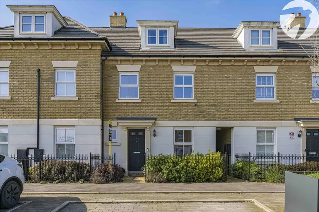 Emmeline Avenue, Weldon, DA10, photo 1
