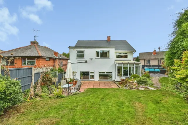 Spring Street, Hucknall, NG15, photo 1