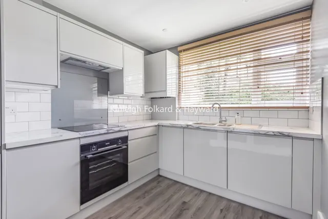 The Knoll, Beckenham, BR3, photo 1