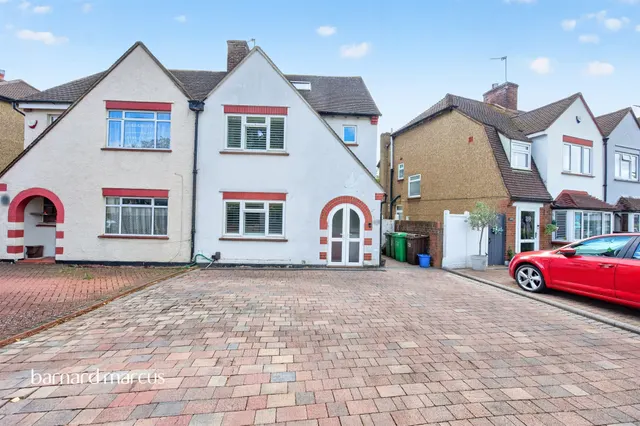 Church Hill Road, Cheam, SM3, photo 1