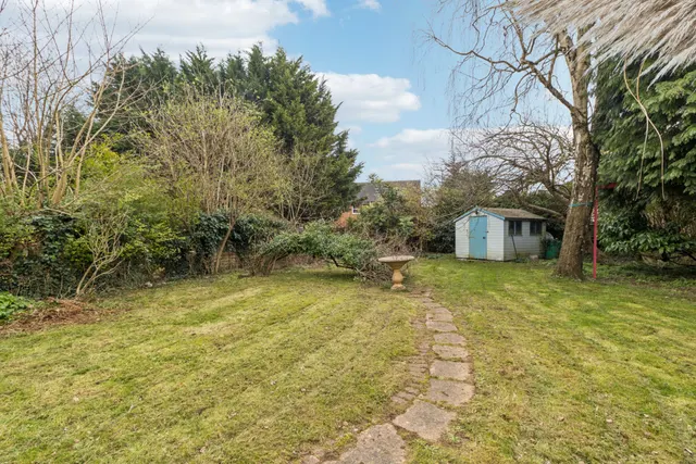 Photo 2 — Grove Road, Amersham, HP6