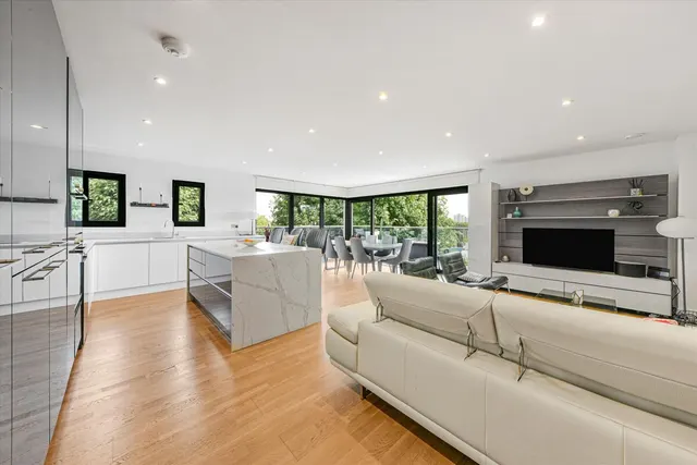 Stanhope Road, London, N6, photo 3