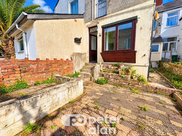 Corporation Road, Cardiff, CF11, photo 2