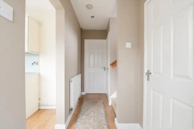 Debenham Crescent, Stoke-On-Trent, photo 3