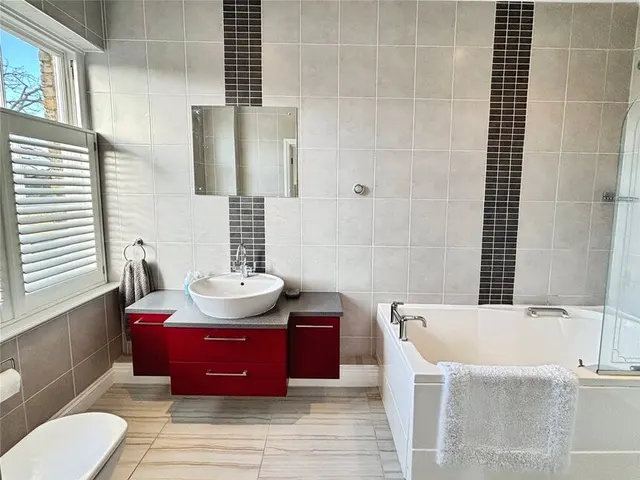Photo 3 — Admiralty Mews, The Strand, Deal, CT14