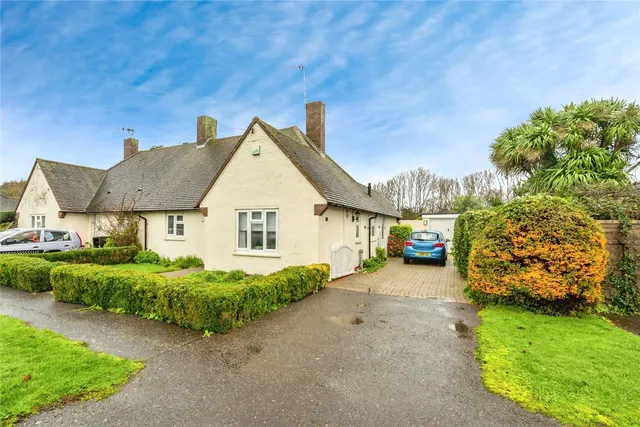 Denshare Road, Chichester, PO20, photo 1