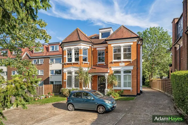 Torrington Park, North Finchley, N12, photo 1