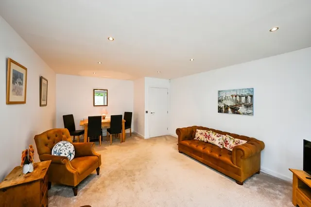 Photo 3 — Bransdale Heights, Forest Town, Mansfield, Nottinghamshire, NG19
