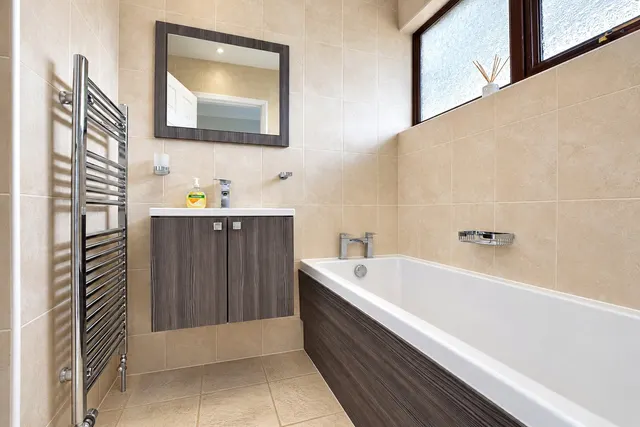 Chichester Road, Barnstaple, EX32, photo 3