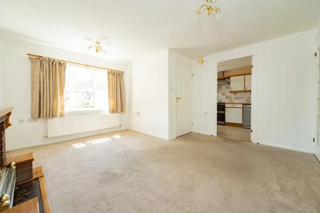 Photo 2 — Windleden Road, Loughborough, Loughborough, LE11 4HD