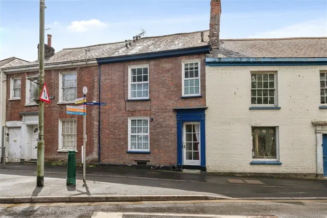 St. Peter Street, TIVERTON, photo 1