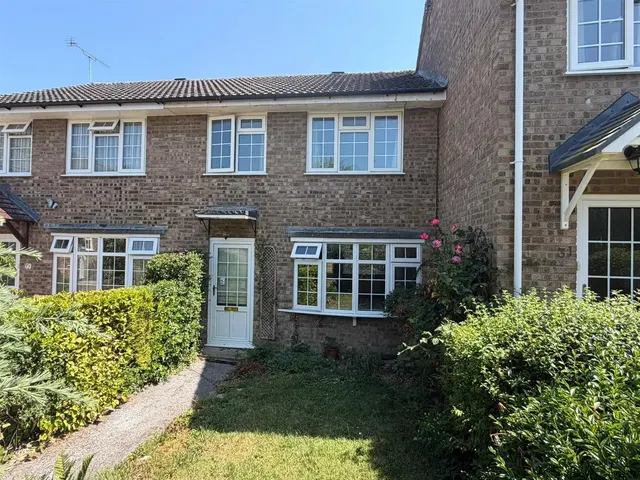 Barnes Close Sturminster Newton, Dorset DT10 1BN, photo 1